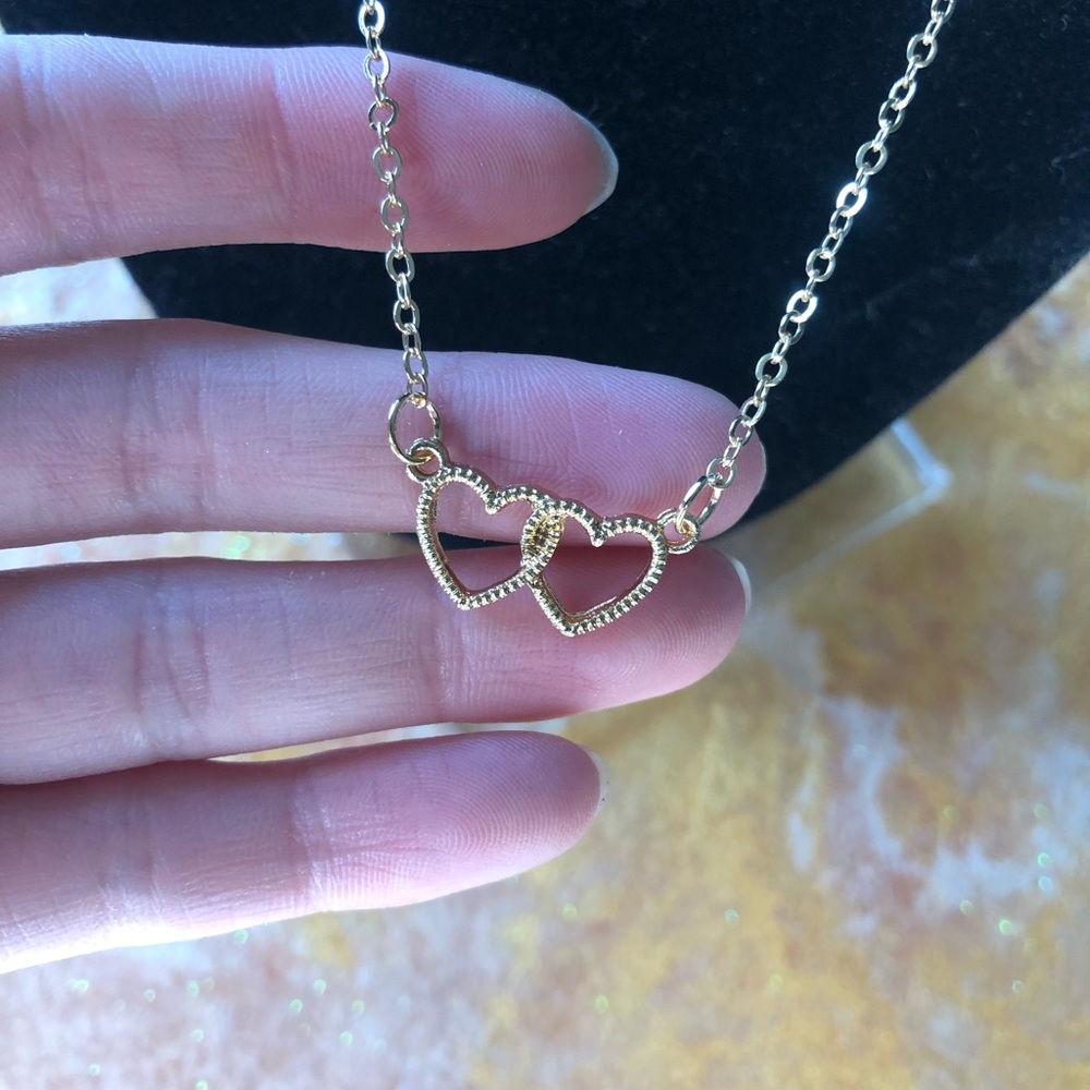 Two Heart Necklace Gold